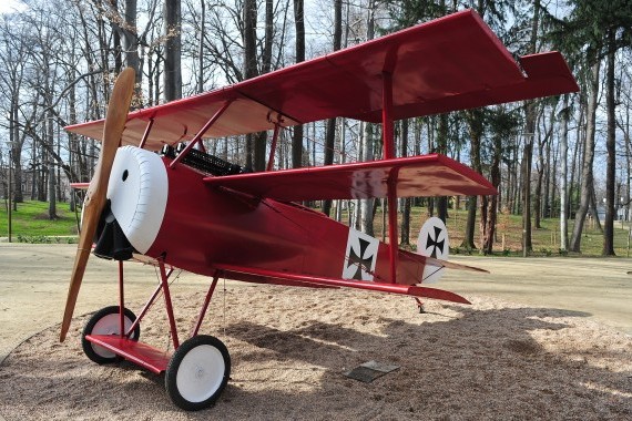 Park Sikorskiego - replika samolotu Fokker Dr.I